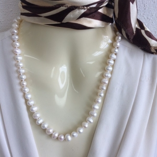 Riečne perly korále 33 - biele (45 cm)